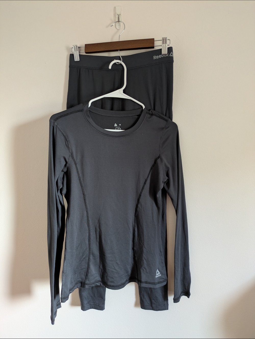 Reebok Black Women's Long-Sleeve Active Top and Leggings Set
